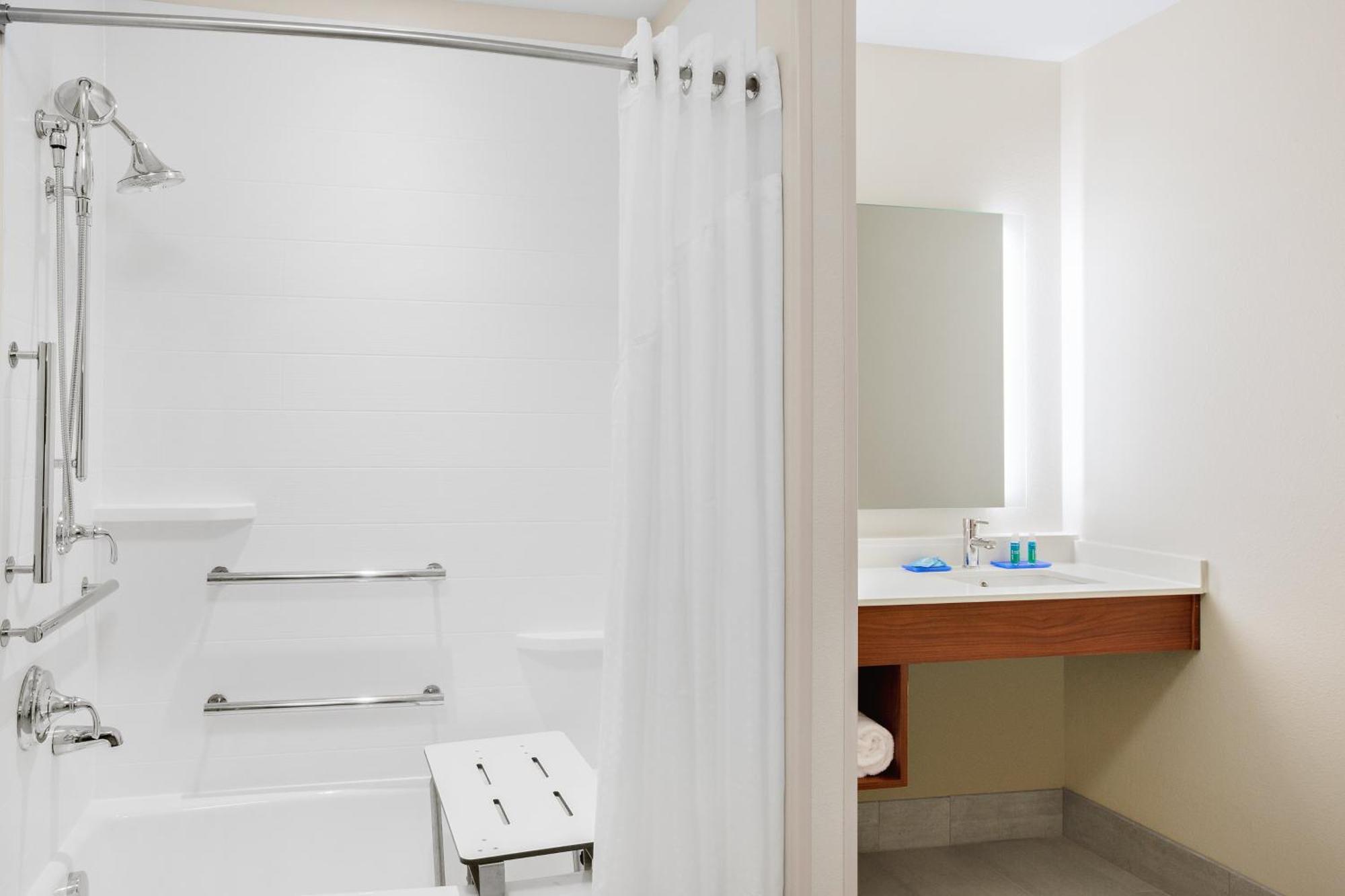 Holiday Inn Express & Suites - Union Gap - Yakima Area By Ihg Bagian luar foto